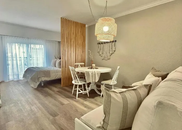 Hermoso Departamento Monoambiente En Edificio Maral 33